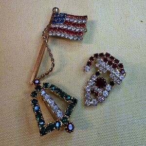 Late 90s Vintage Pins, all crystals are still present!